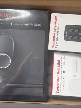 SwitchBot Lock Ultra combo w/Keypad FingerprintDoor Lock+Hub Mini+App Remote Crl
